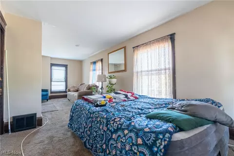 Bedroom - 206 Ingram Ave SW, Canton, OH 44710 photo 6 of 6