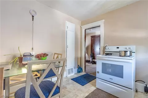 Entry Way - 206 Ingram Ave SW, Canton, OH 44710 photo 5 of 5