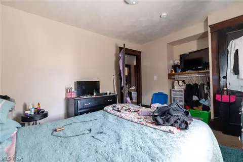 Bedroom - 206 Ingram Ave SW, Canton, OH 44710 photo 4 of 6