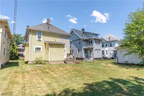 Exterior - 206 Ingram Ave SW, Canton, OH 44710 photo 4 of 5