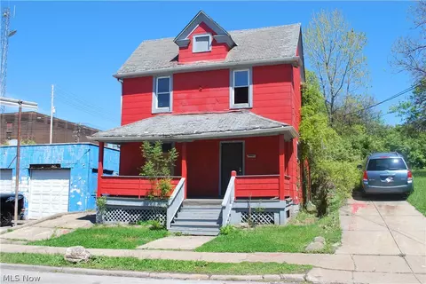 3511 E 78th St, Cleveland, OH 44105