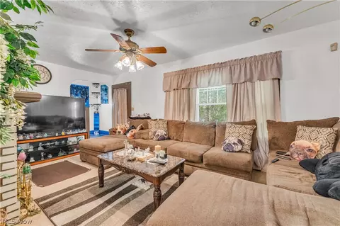 Living - 1533 E 195th St, Euclid, OH 44117 photo 1 of 3