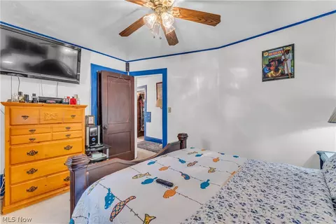 Bedroom - 1533 E 195th St, Euclid, OH 44117 photo 4 of 4