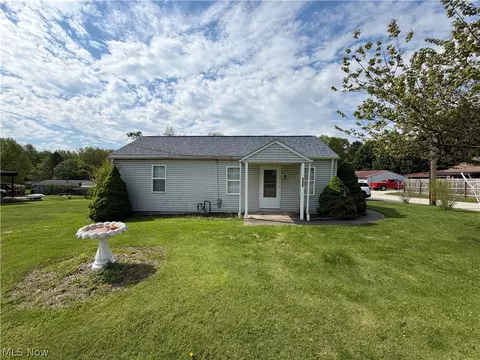 3922 21st St SW, Canton, OH 44706