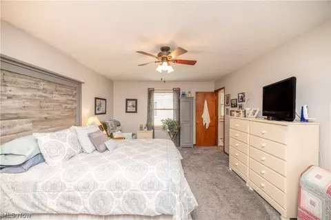 Bedroom - 7062 West Blvd #1, Boardman, OH 44512 photo 3 of 5