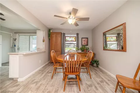Dining - 7062 West Blvd #1, Boardman, OH 44512 photo 1 of 3