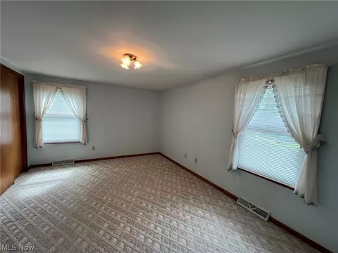6030 Firestone Rd NE, Canton, OH 44721 photo 11