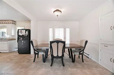 Dining - 1416 W 64th St, Ashtabula, OH 44004 photo 1 of 2