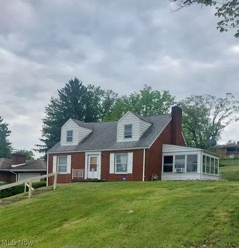 2915 Whitehaven Blvd, Steubenville, OH 43952