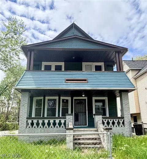 1350 Russell Rd, Cleveland, OH 44103