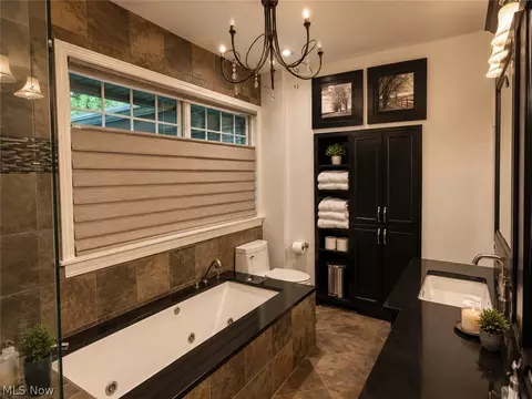 Bath - 6325 Crossview Rd, Seven Hills, OH 44131 photo 2 of 3