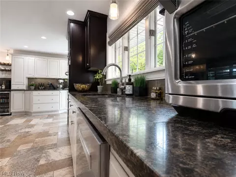 Kitchen - 6325 Crossview Rd, Seven Hills, OH 44131 photo 5 of 7
