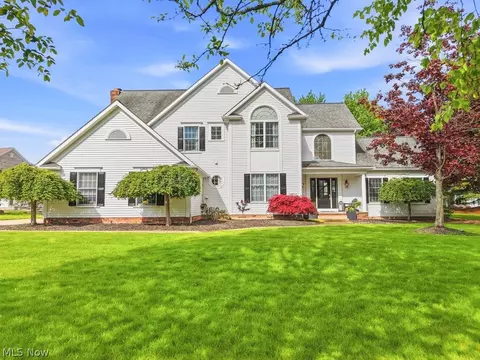 6598 Ebury Cir, Hudson, OH 44236