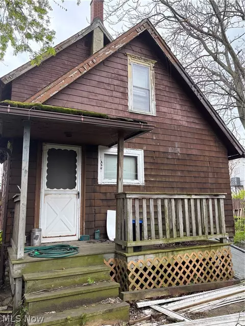 4818 Cornell Ave, Ashtabula, OH 44004 photo 2