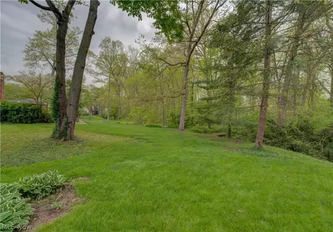 Exterior - 724 Strowbridge Dr, Huron, OH 44839 photo 5 of 8