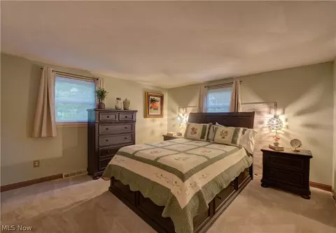 Bedroom - 724 Strowbridge Dr, Huron, OH 44839 photo 4 of 8