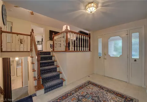 Entry Way - 724 Strowbridge Dr, Huron, OH 44839 photo 2 of 3