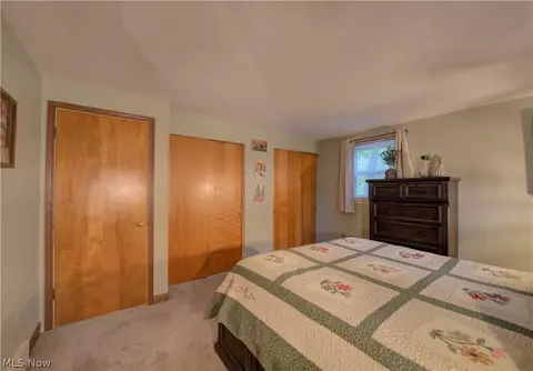 Bedroom - 724 Strowbridge Dr, Huron, OH 44839 photo 3 of 8