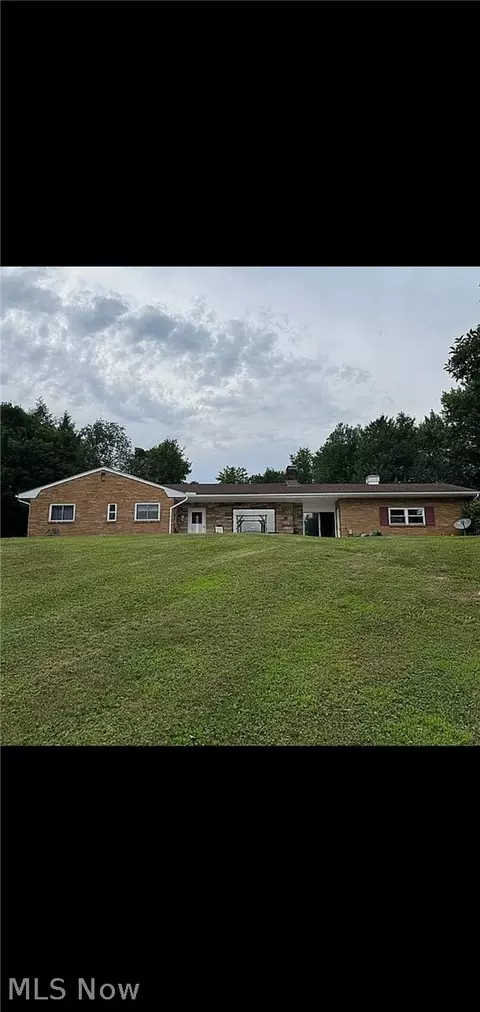 1042 County Rd 42, Toronto, OH 43964
