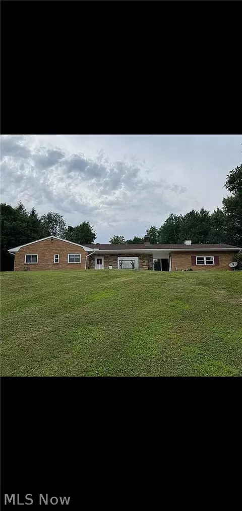 1042 County Rd 42, Toronto, OH 43964
