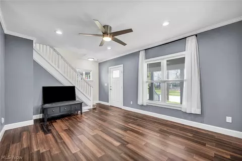 1646 Walnut Blvd, Ashtabula, OH 44004 photo 6
