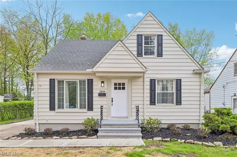 29234 Grand Blvd, Wickliffe, OH 44092