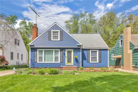 7534 Farnum Ave, Middleburg Heights, OH 44130