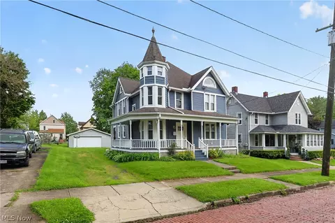 19 S Butler Ave, Niles, OH 44446