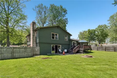 Exterior - 3329 S Maple Ln, Ashtabula, OH 44004 photo 9 of 9