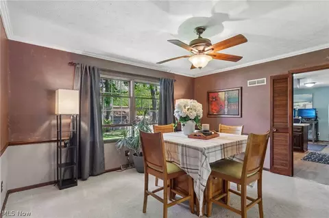 Dining - 3329 S Maple Ln, Ashtabula, OH 44004 photo 4 of 5