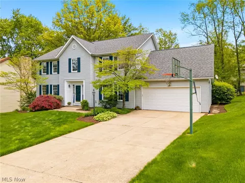 Exterior - 1224 Lost Tree Dr NW, Canton, OH 44708 photo 3 of 5