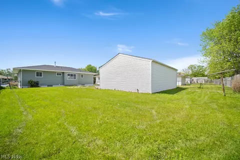 322 Windsor Dr, Elyria, OH 44035 photo 28