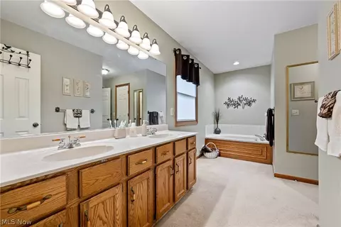 Bath - 2026 Longfellow St, Plain, OH 44721 photo 1 of 2