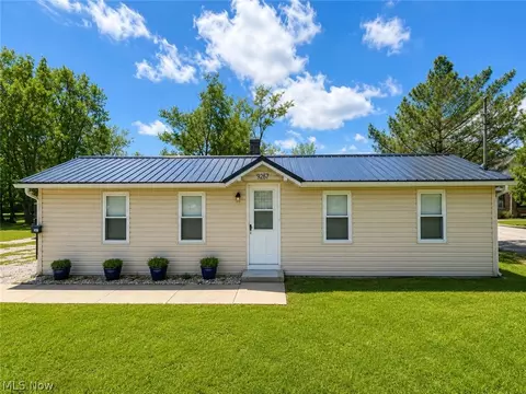 9622 Ravenna Rd, Twinsburg, OH 44087