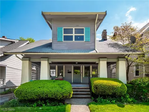 1331 Cranford Ave, Lakewood, OH 44107