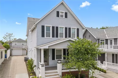 1236 W 67th St, Cleveland, OH 44102