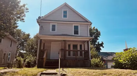 750 Brown St, Akron, OH 44311