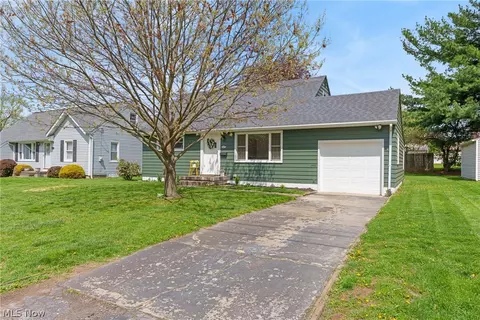 4871 15th St SW, Canton, OH 44710