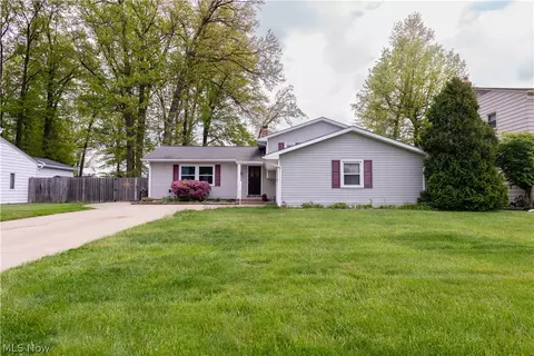 7299 Grant St, Mentor, OH 44060