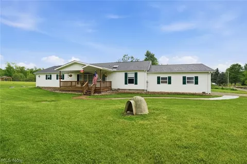 16167 Gar Hwy, Montville, OH 44064