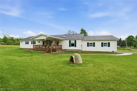 16167 Gar Hwy, Montville, OH 44064