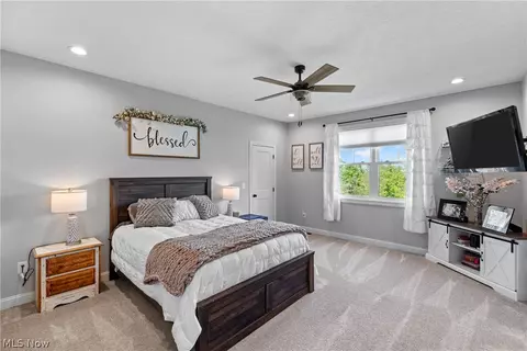 Bedroom - 64568 Mt Olivett Ne Rd, Barnesville, OH 43713 photo 1 of 4