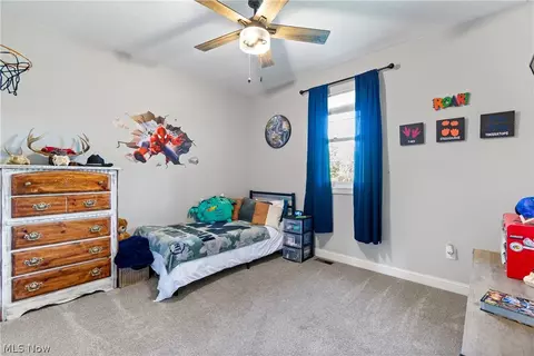 Bedroom - 64568 Mt Olivett Ne Rd, Barnesville, OH 43713 photo 4 of 4
