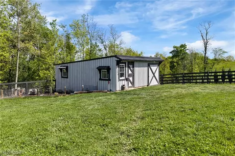 Exterior - 64568 Mt Olivett Ne Rd, Barnesville, OH 43713 photo 6 of 9