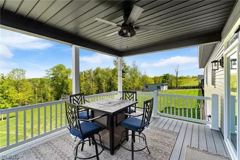 Exterior - 64568 Mt Olivett Ne Rd, Barnesville, OH 43713 photo 4 of 9