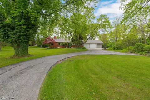 1416 E Bogart Rd, Sandusky, OH 44870