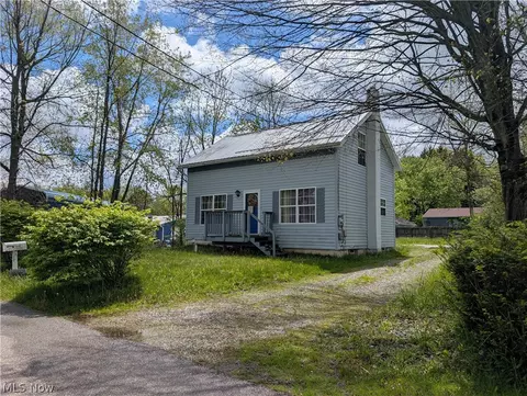 4096 Sherman Rd, Norton, OH 44203