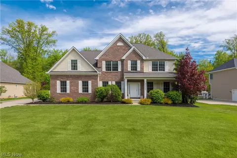 31084 Park Ave, Westlake, OH 44145