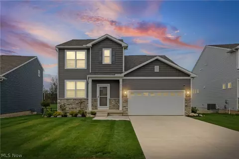 23840 Pine Valley Dr, Columbia Station, OH 44028