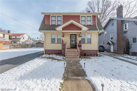 261 Madison Ave, Akron, OH 44320